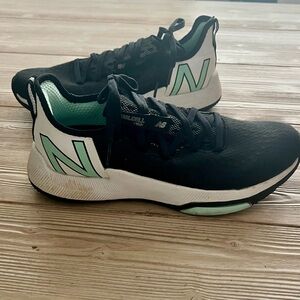 New Balance FuelCell Training Sneakers Black White Mint Women’s 8